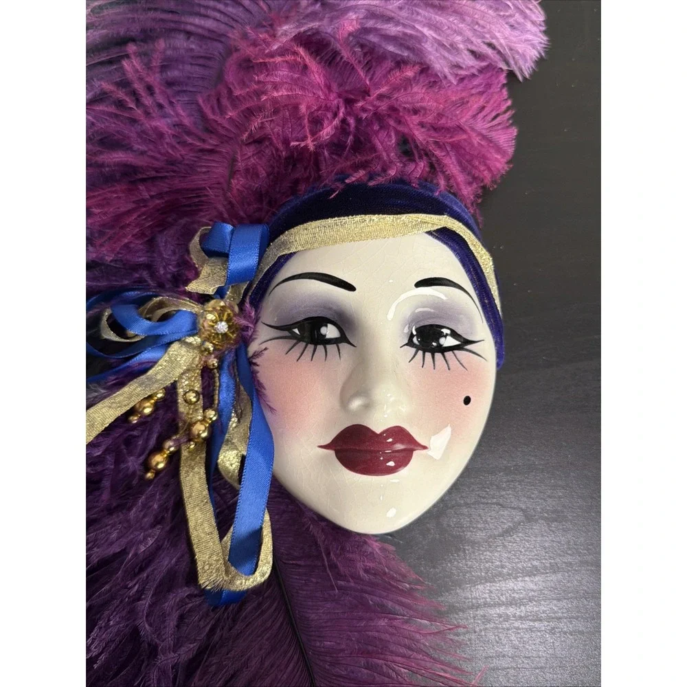 Unique Creations Lady Face Mask Wall Hanging Decor New Open Box NO BOX Purple
